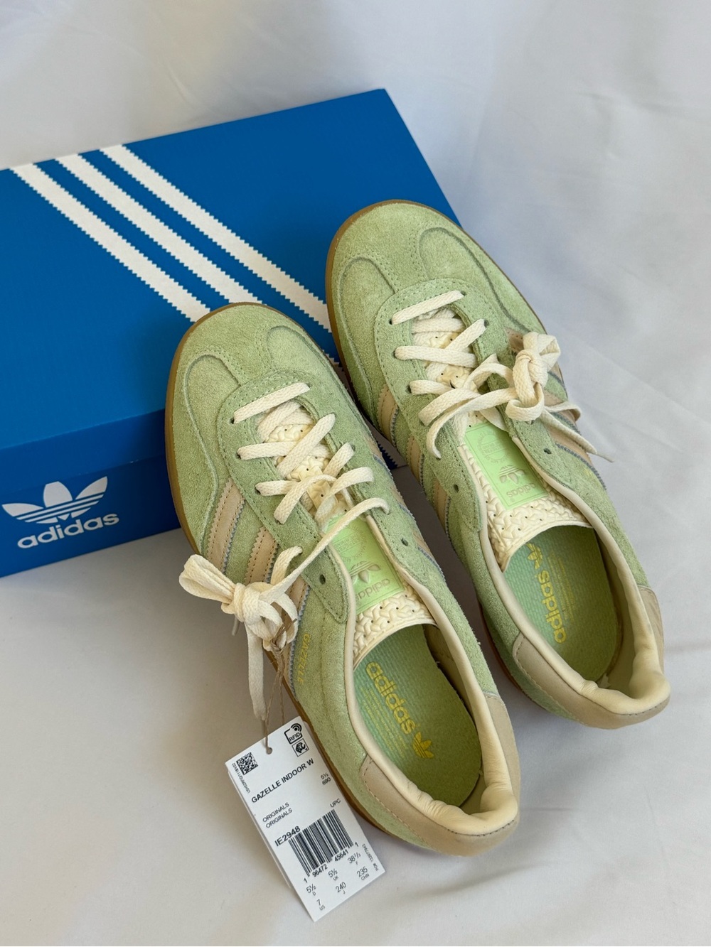 adidas Gazelle Indoor Shoes Semi Green Spark/Almost Yellow/Cream White - Picture 2 of 3